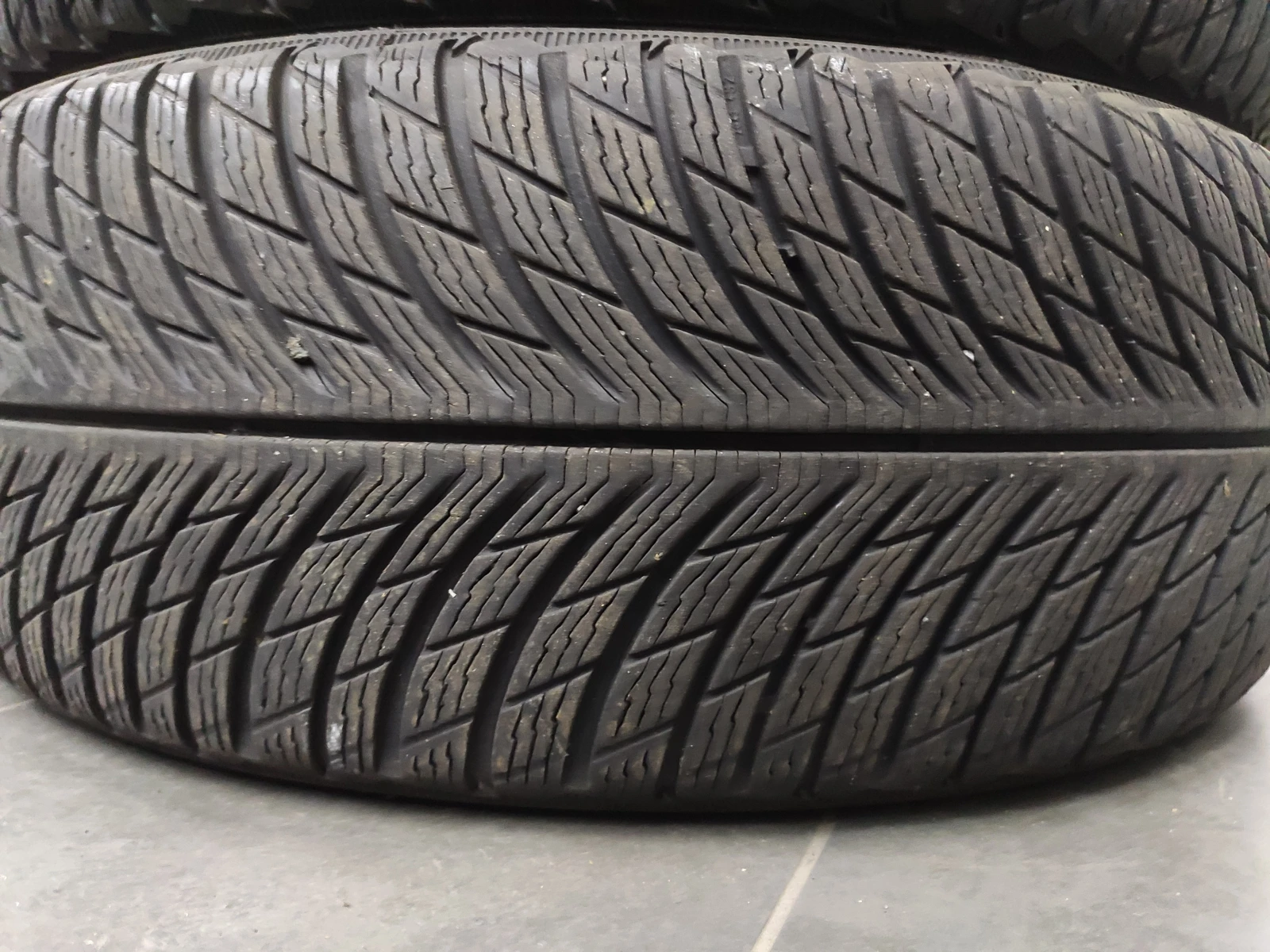  215/55R18 | Mobile.bg   4