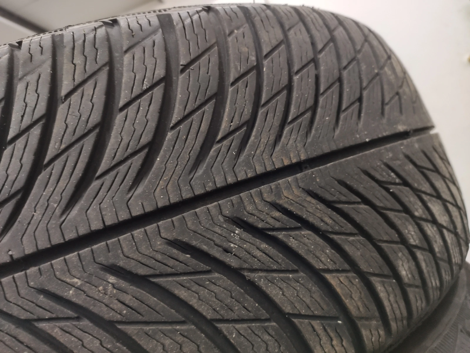  215/55R18 | Mobile.bg   6