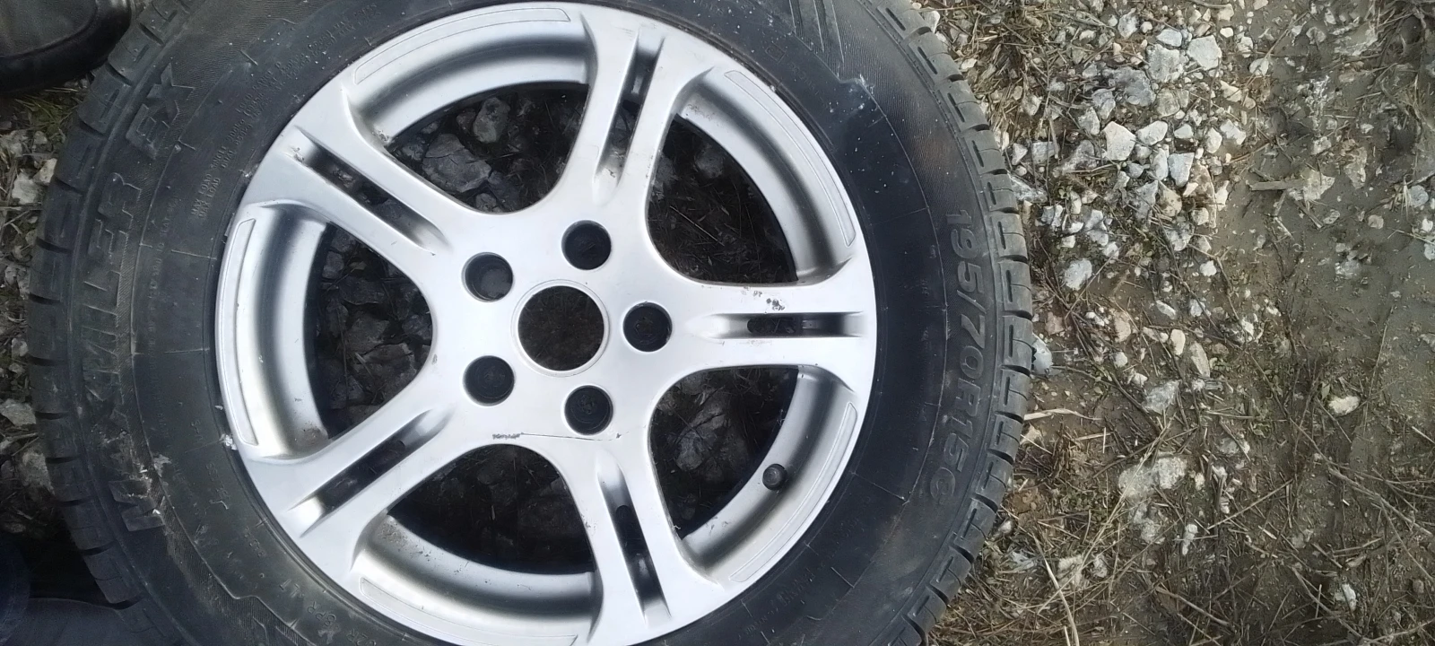    195/70R15  Iveco 35c15 | Mobile.bg   2