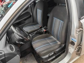 Ford Focus 1.6, снимка 6