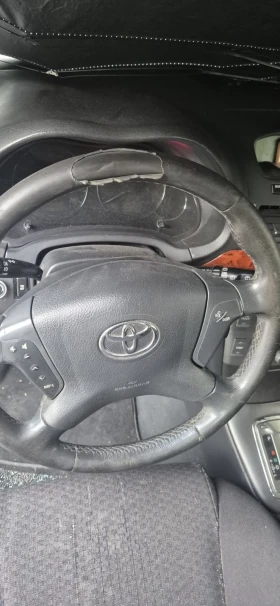 Toyota Avensis Лек, снимка 8