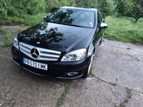Снимка Mercedes-Benz C 320