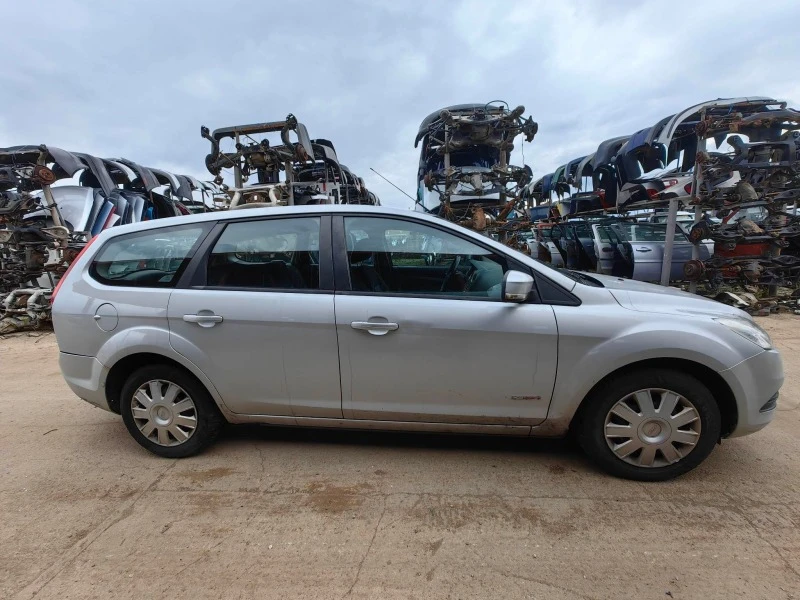 Ford Focus 1.6, снимка 4 - Автомобили и джипове - 40330199