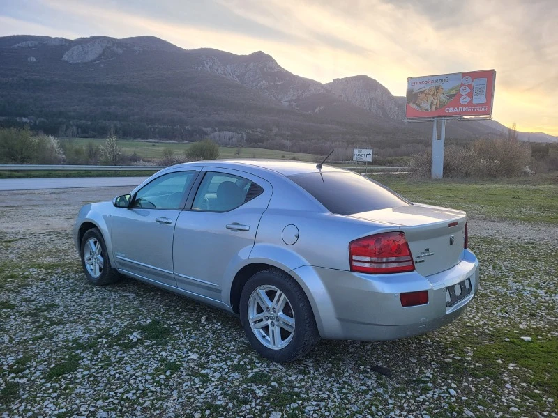 Dodge Avenger 2.0CRD, снимка 3 - Автомобили и джипове - 44995725