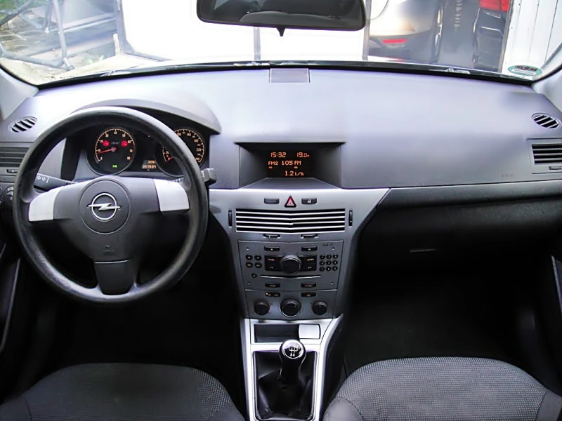 Opel Astra 1.4 ГЕРМАНИЯ, снимка 14 - Автомобили и джипове - 47966957