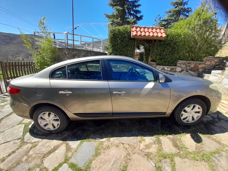 Renault Fluence, снимка 1 - Автомобили и джипове - 48155625