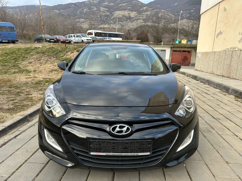 Hyundai I30 1.4 Бензин, снимка 1 - Автомобили и джипове - 48632842