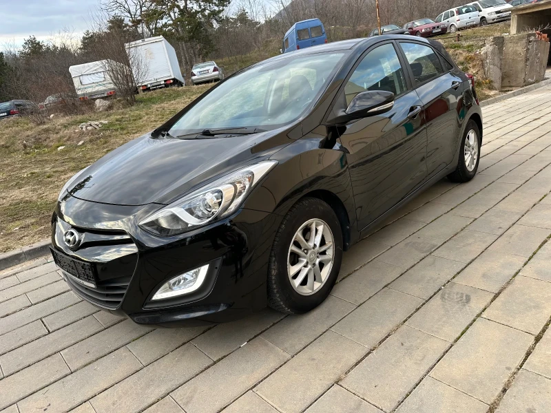 Hyundai I30 1.4 Бензин, снимка 2 - Автомобили и джипове - 48632842