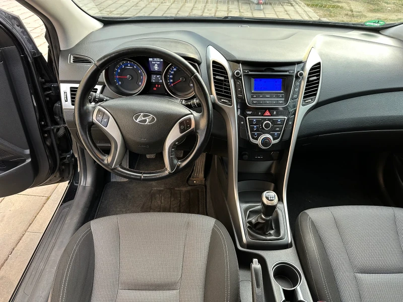 Hyundai I30 1.4 Бензин, снимка 9 - Автомобили и джипове - 48632842