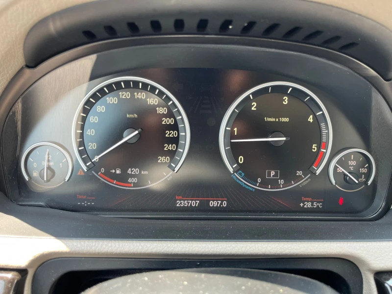 BMW 5 Gran Turismo 3.0d, снимка 8 - Автомобили и джипове - 50639205