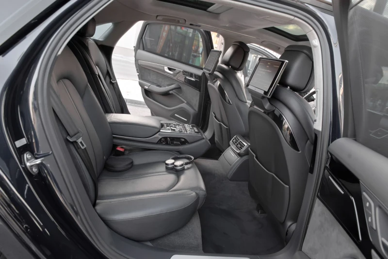Audi A8 DIPLOMAT .TV+ TV...FULL, снимка 12 - Автомобили и джипове - 50755666