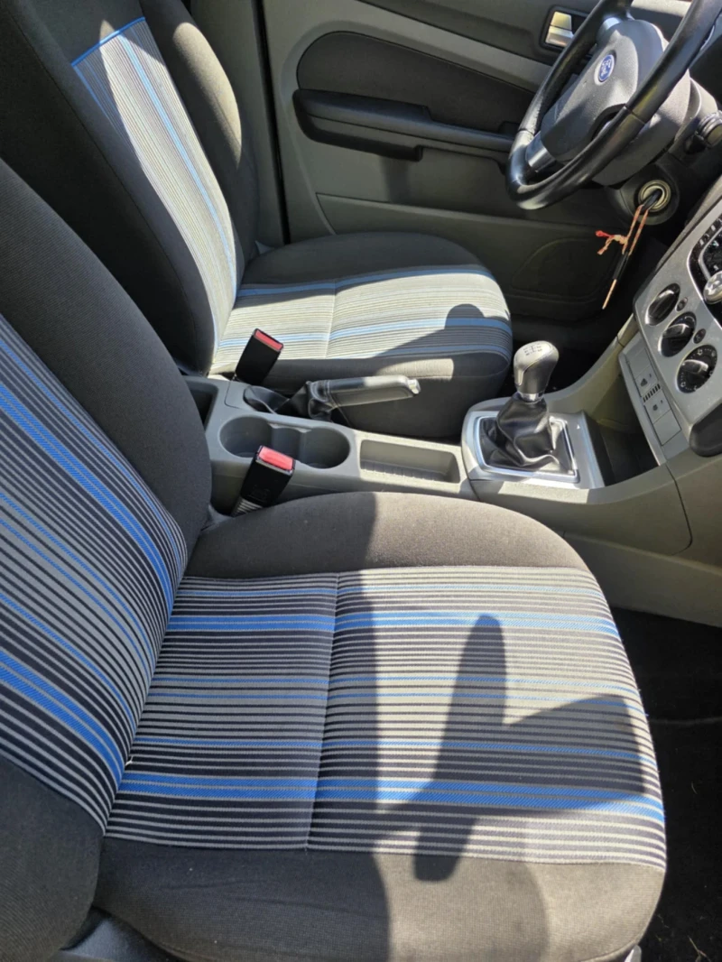 Ford Focus 1.6, снимка 10 - Автомобили и джипове - 52867465