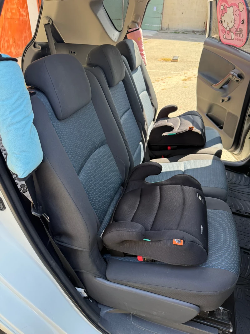 Toyota Verso 1.6 D4D 7 места Multimedia , снимка 11 - Автомобили и джипове - 53132603