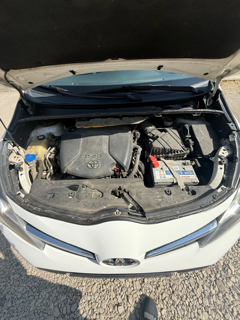 Toyota Verso 1.6 D4D 7 места Multimedia , снимка 3 - Автомобили и джипове - 53132603