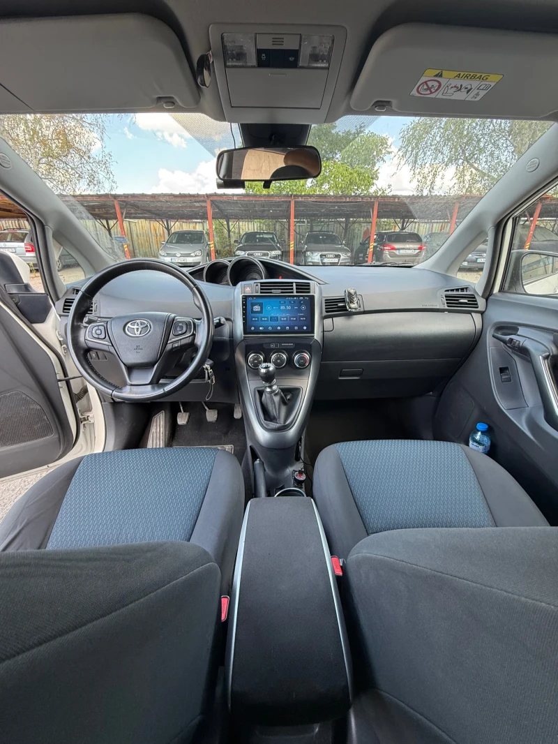 Toyota Verso 1.6 D4D 7 места Multimedia , снимка 10 - Автомобили и джипове - 53132603