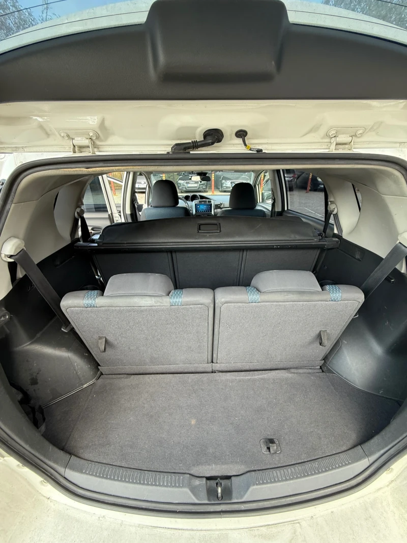 Toyota Verso 1.6 D4D 7 места Multimedia , снимка 15 - Автомобили и джипове - 53132603