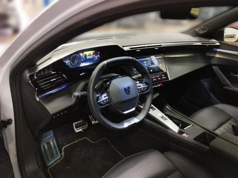 Peugeot 408 GT-LINE/181HP/MEMO/360/NAVI/KLESS/LED/DIGI/366gpr, снимка 8 - Автомобили и джипове - 51824572