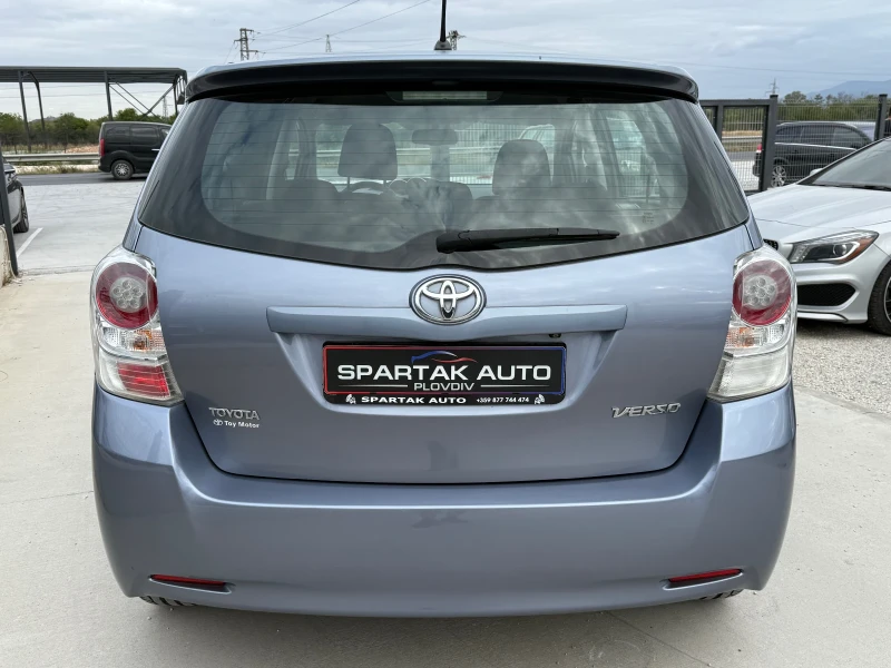 Toyota Verso 2.2DCAT* 2010г* АВТОМАТИК* ТОП СЪСТОЯНИЕ* , снимка 5 - Автомобили и джипове - 51871145