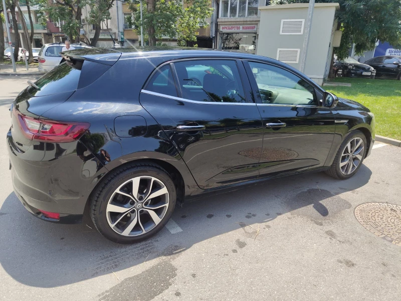 Renault Megane, снимка 4 - Автомобили и джипове - 52311660