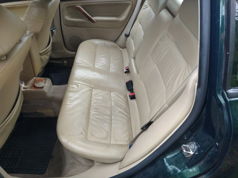 VW Passat 1.8Т, снимка 7 - Автомобили и джипове - 52789735