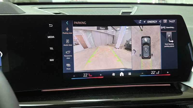 BMW iX1 eDrive20/HUD/360/LED/ACC, снимка 13 - Автомобили и джипове - 52877312