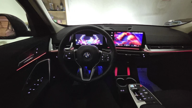 BMW iX1 eDrive20/HUD/360/LED/ACC, снимка 15 - Автомобили и джипове - 52877312