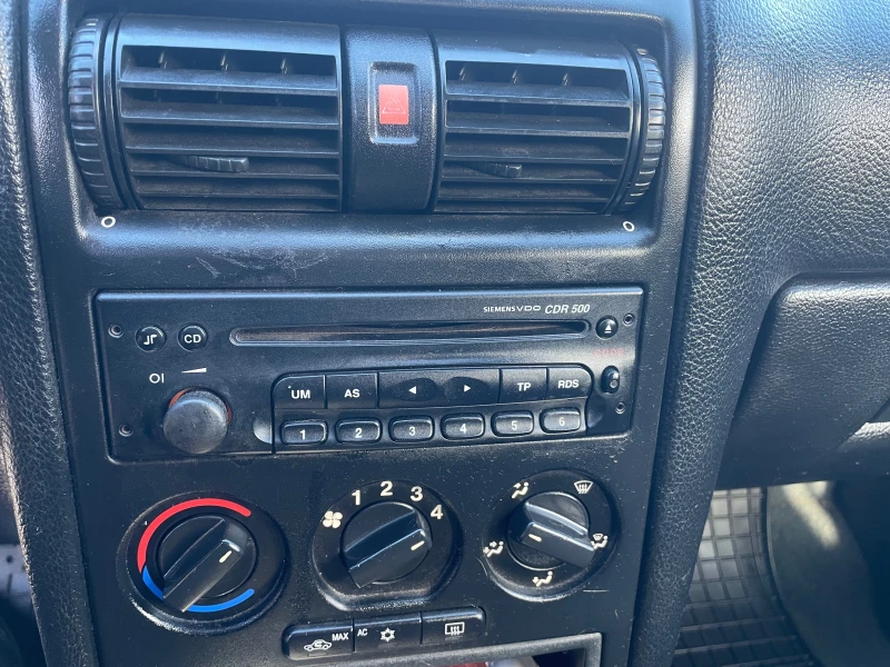 Opel Astra 1.6 (Газ-инж)еко-4, снимка 6 - Автомобили и джипове - 52884221