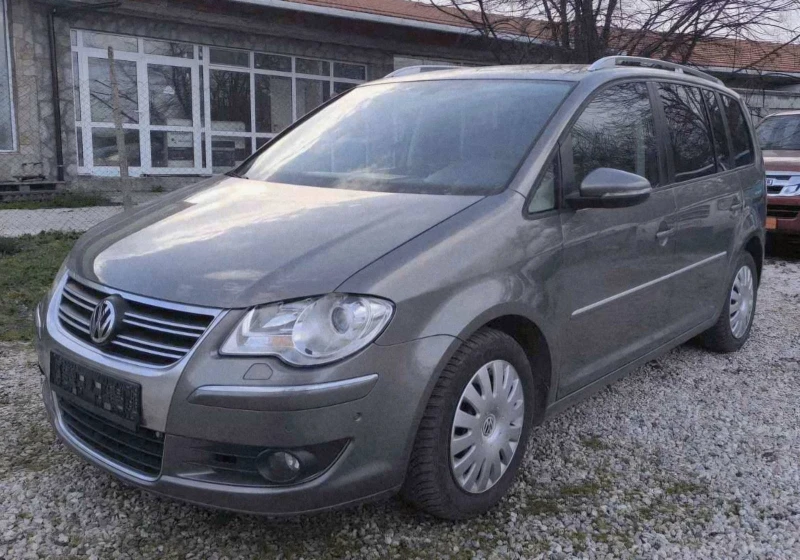 VW Touran 2.0TDI 140к.с. 7местен