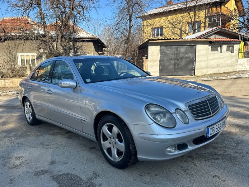 Mercedes-Benz E 220, снимка 2 - Автомобили и джипове - 53166880