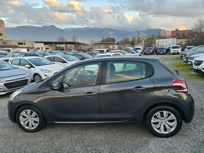 Peugeot 208 1.4i-95k.c-GPL-EURO5-ITALIA-102000KM., снимка 8 - Автомобили и джипове - 53500542