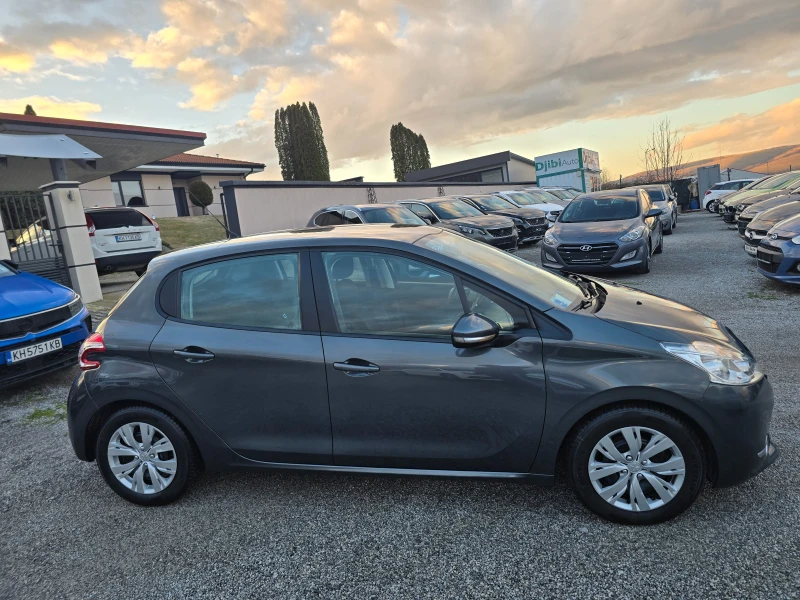 Peugeot 208 1.4i-95k.c-GPL-EURO5-ITALIA-102000KM., снимка 4 - Автомобили и джипове - 53500542
