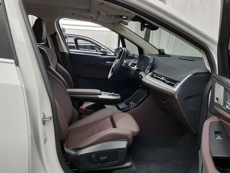 BMW 218 * Active Tourer (U06) 218D Luxury* , снимка 4 - Автомобили и джипове - 55121996