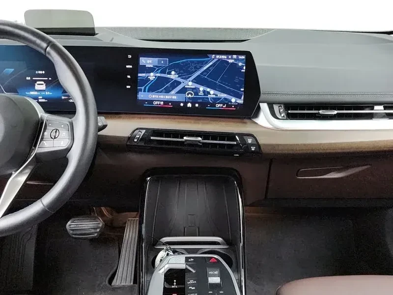 BMW 218 * Active Tourer (U06) 218D Luxury* , снимка 7 - Автомобили и джипове - 55121996