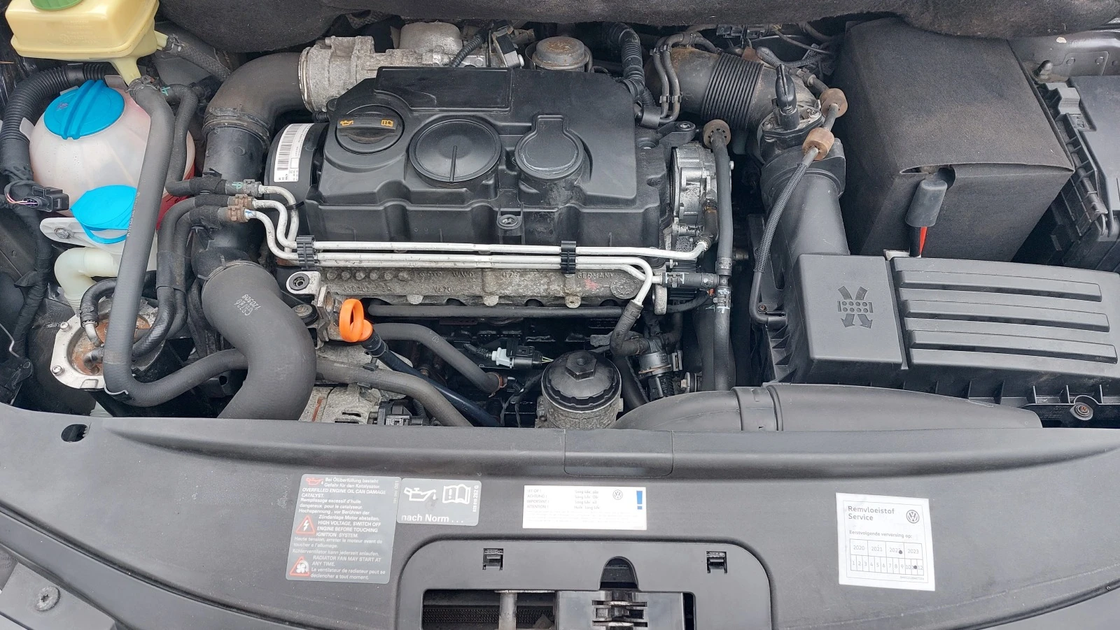 VW Caddy 1.9 TDI,Автоматик(DSG),5местно. | Mobile.bg — изображение 13