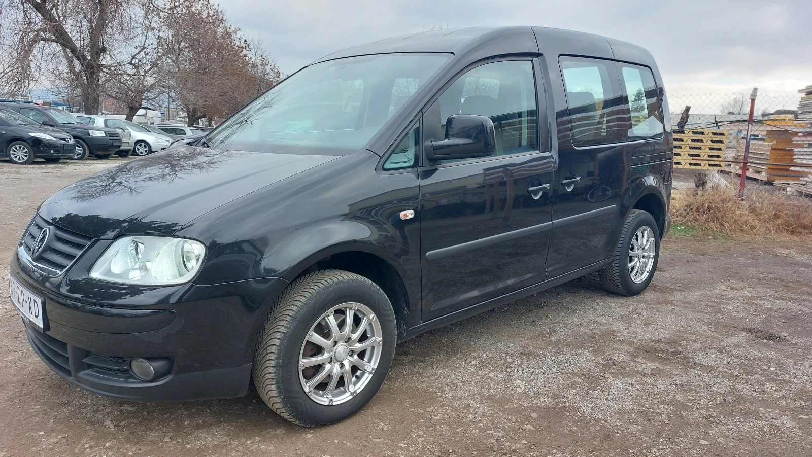 VW Caddy 1.9 TDI,Автоматик(DSG),5местно. - изображение 3