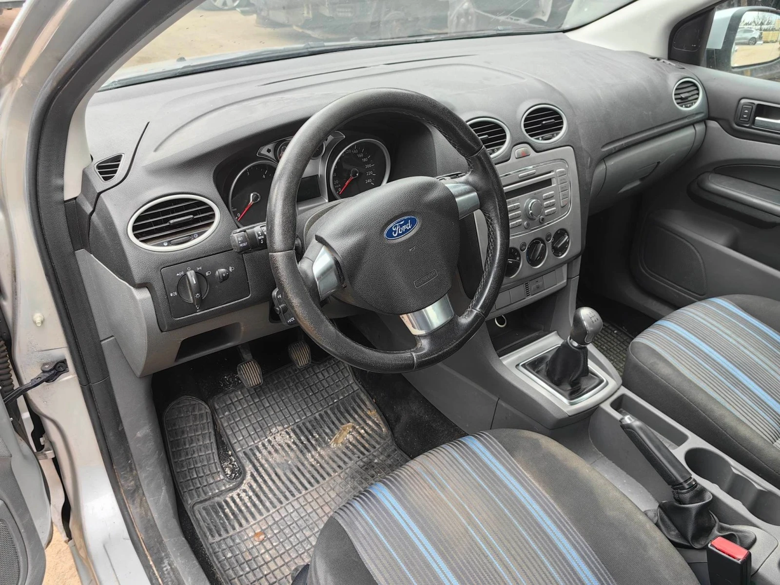 Ford Focus 1.6 - изображение 5