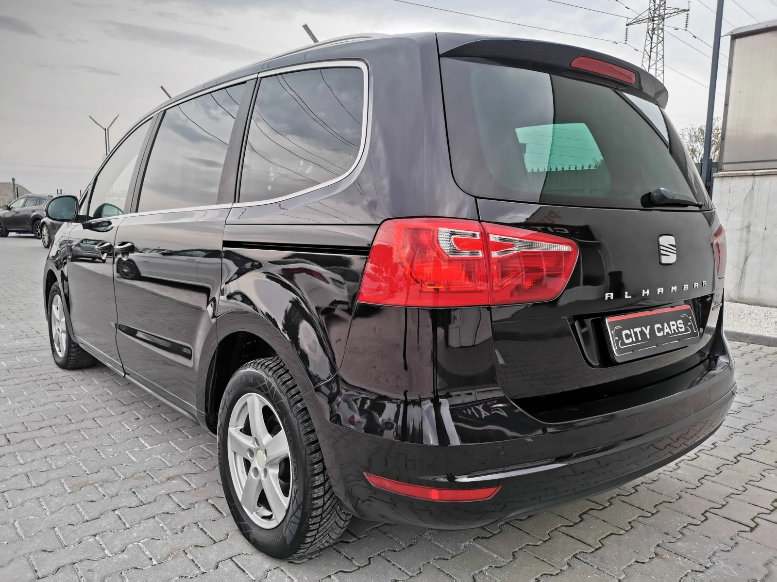 Seat Alhambra 2.0 TDI 4motion - изображение 7