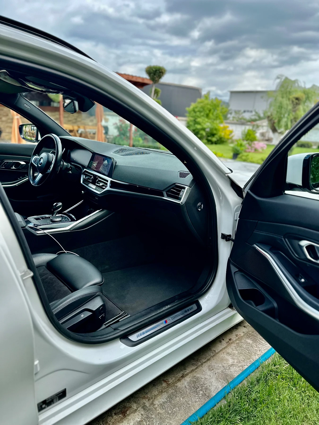 BMW 320 D G21 M-Packet | Mobile.bg   11