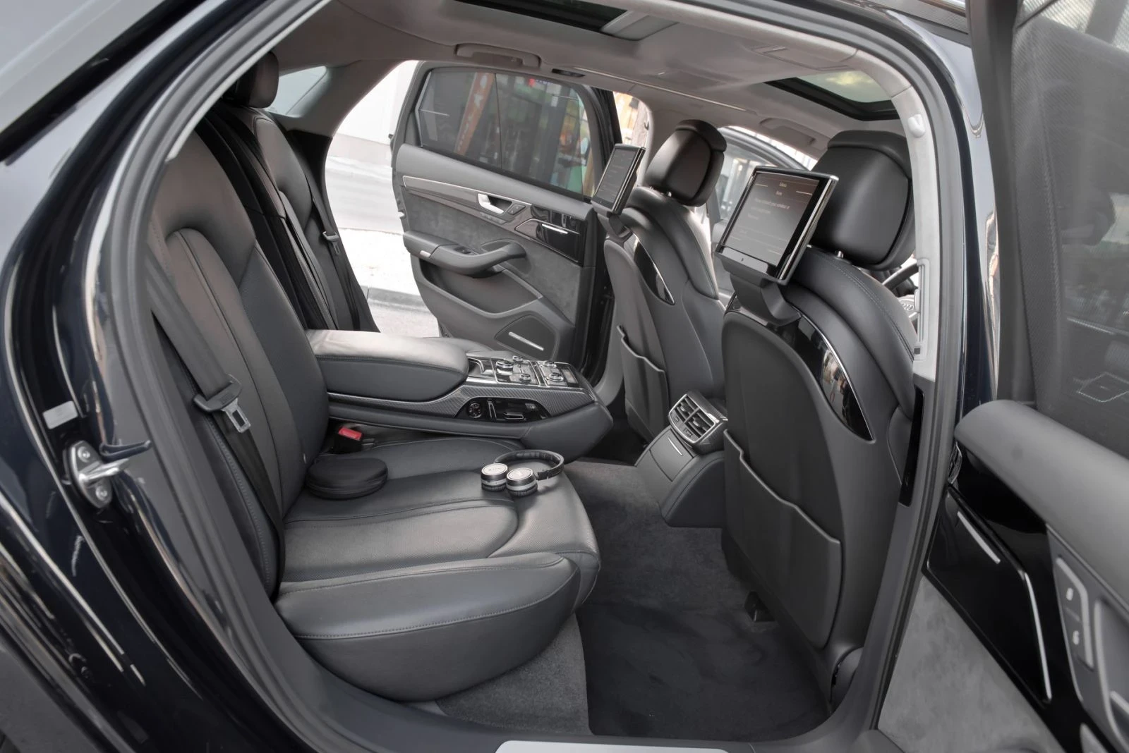 Audi A8 DIPLOMAT .TV+ TV...FULL | Mobile.bg   12