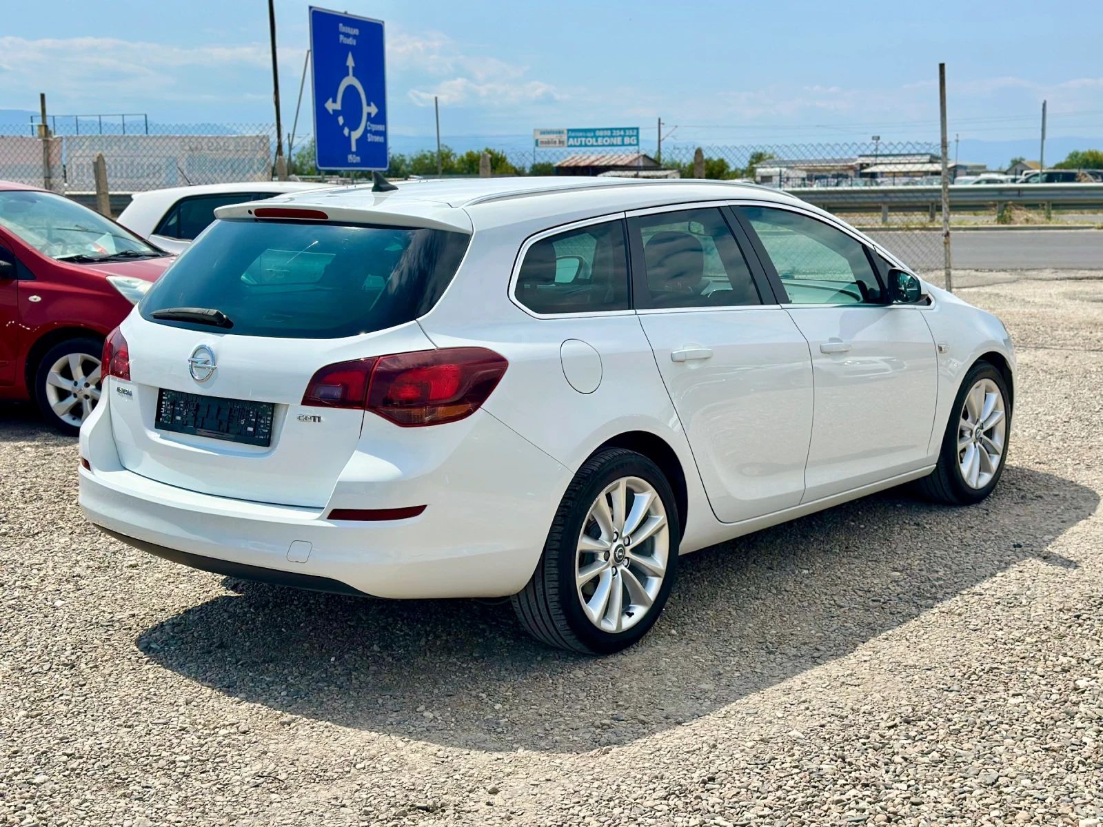 Opel Astra 1.7CDTI* COSMO* iTALY*  - изображение 4