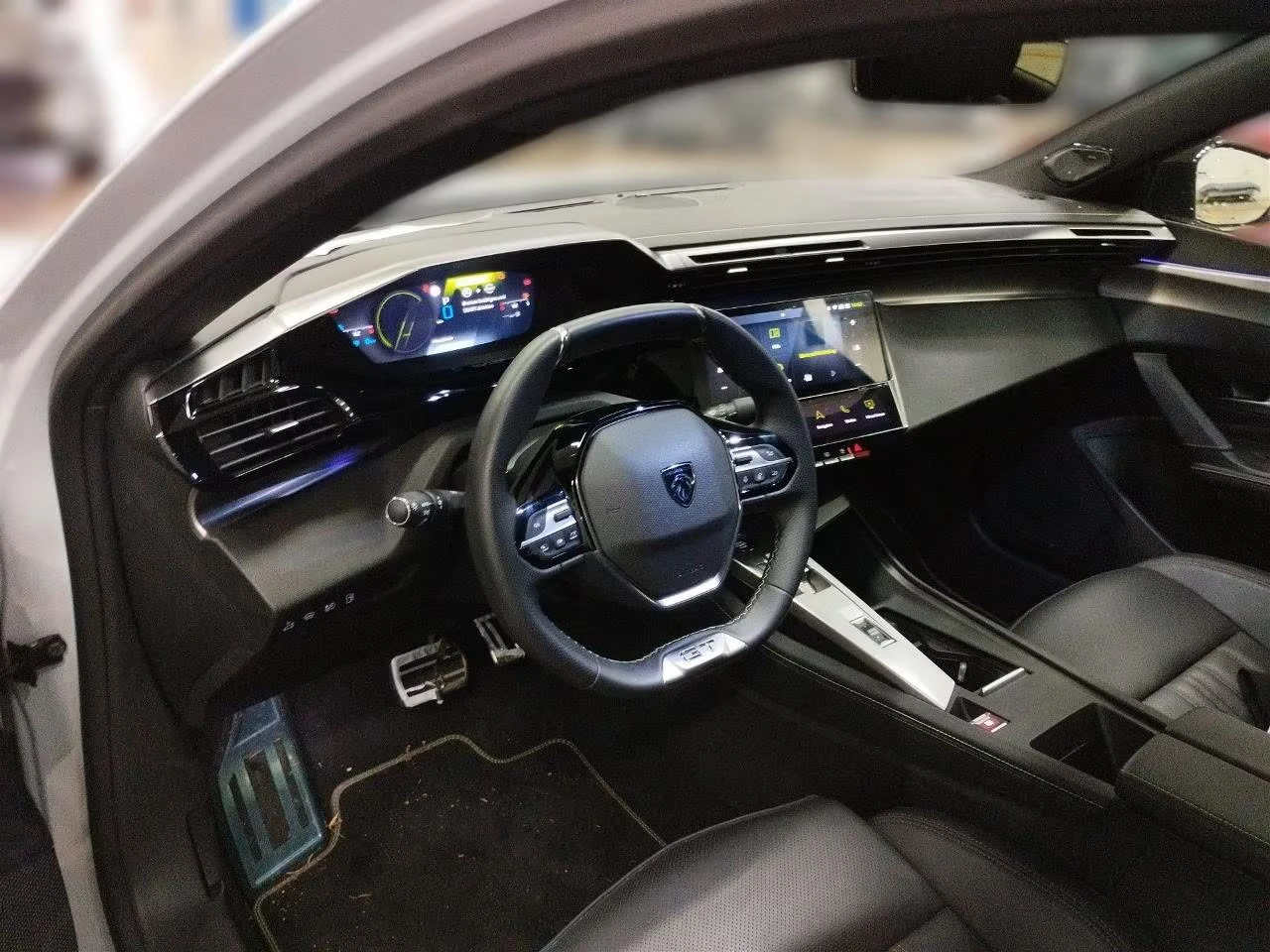 Peugeot 408 GT-LINE/181HP/MEMO/360/NAVI/KLESS/LED/DIGI/366g - изображение 8