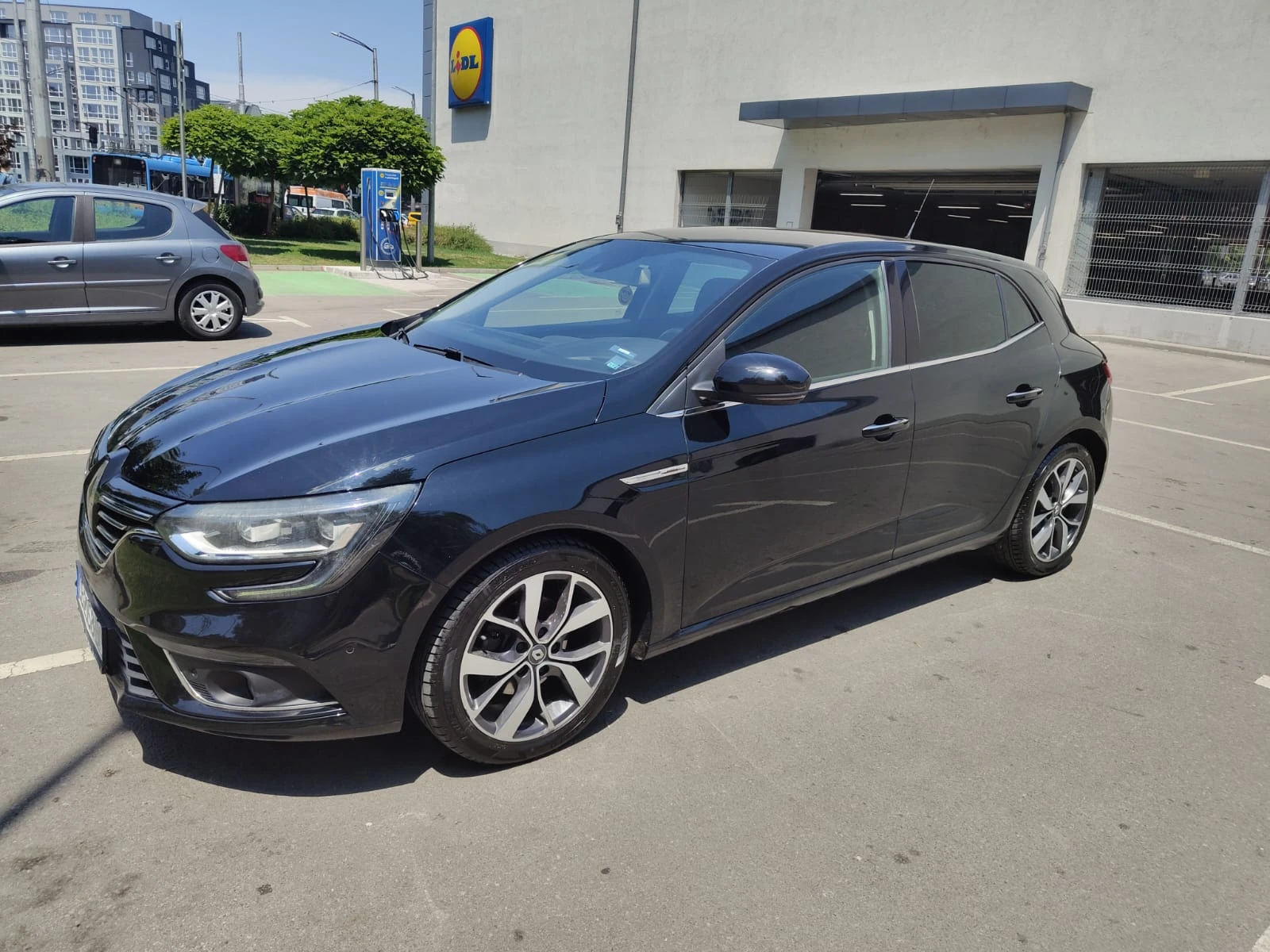 Renault Megane | Mobile.bg   2