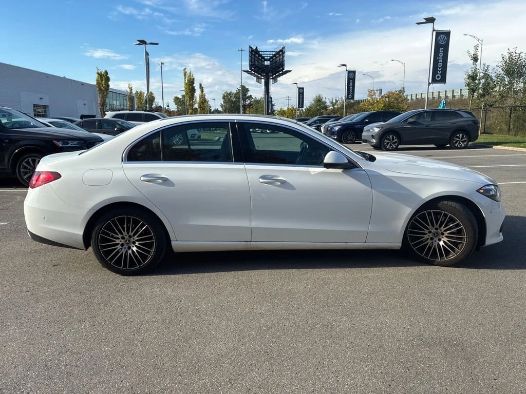 Mercedes-Benz C 300 * 4MATIC Sedan * CARFAX * БЕЗ ПЪРВОНАЧАЛНА ВНОСКА - изображение 3