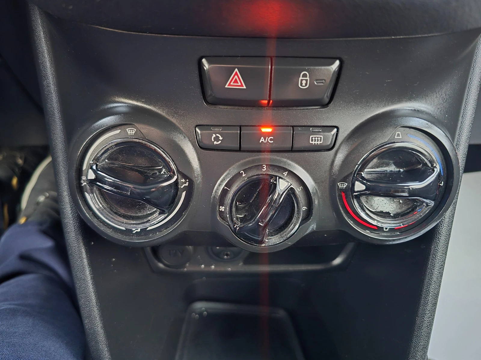 Peugeot 208 1.4i-95k.c-GPL-EURO5-ITALIA-102000KM. | Mobile.bg � ����������� 16