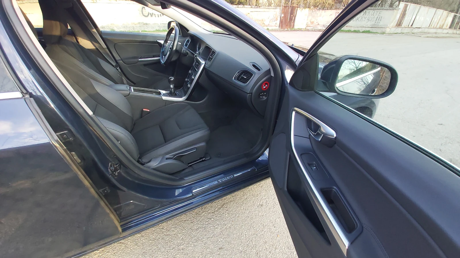 Volvo S60 2.0ТУРБО  - изображение 7