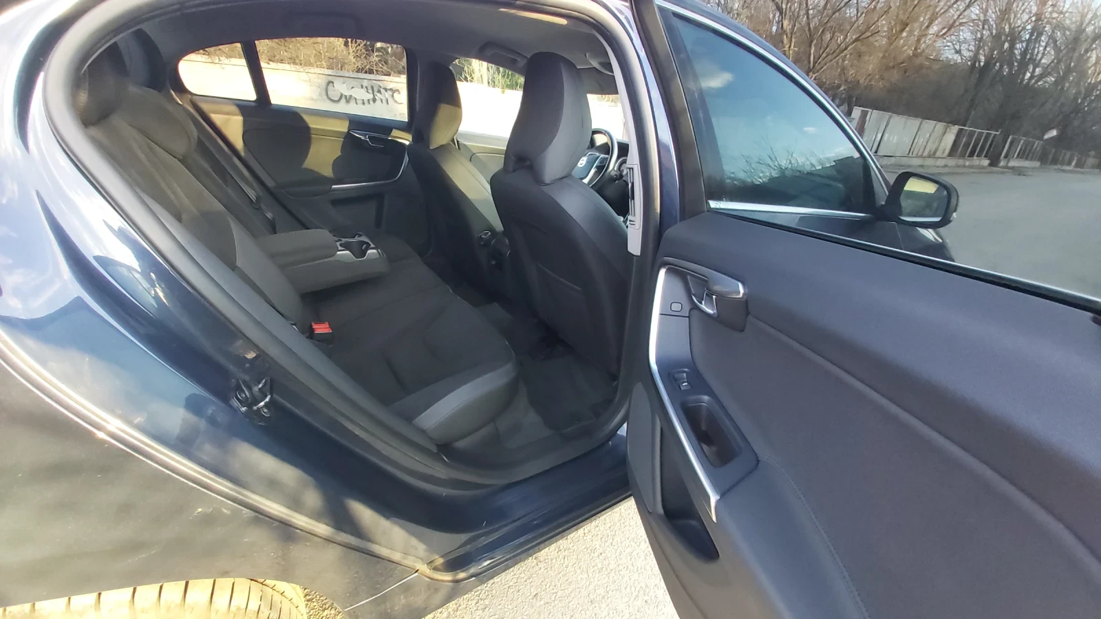 Volvo S60 2.0ТУРБО  - изображение 9