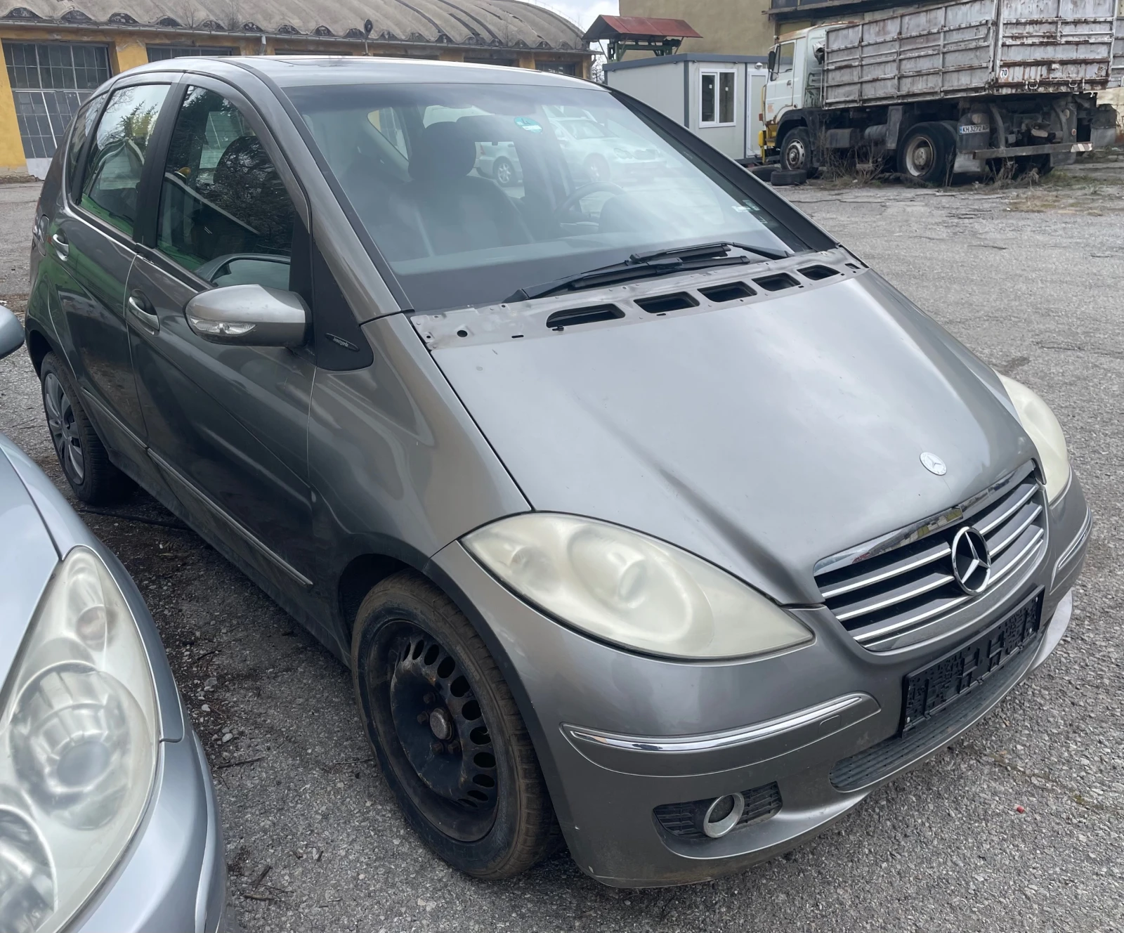 Mercedes-Benz A 200 2.0 бензин, снимка 2 - Автомобили и джипове - 53965336