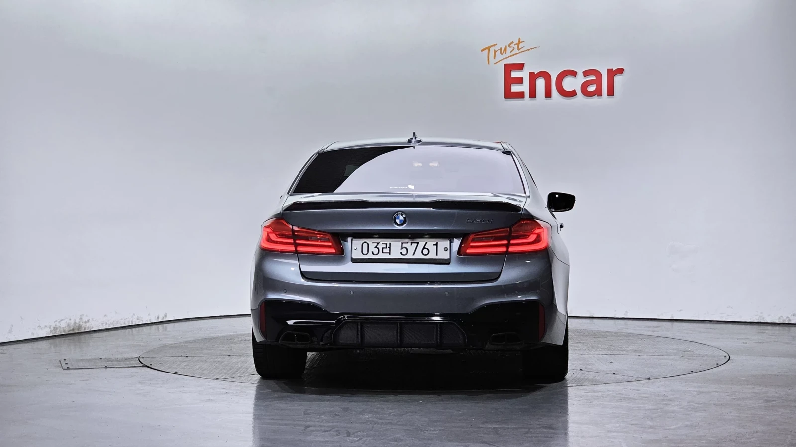 BMW 520 2017* M-PK* COMFORT* HEAD-UP* ИНСПЕКТИРАНА* КРАЙНА, снимка 3 - Автомобили и джипове - 54073183