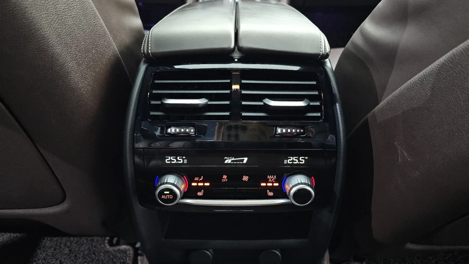 BMW 520 2017* M-PK* COMFORT* HEAD-UP* ИНСПЕКТИРАНА* КРАЙНА, снимка 14 - Автомобили и джипове - 54073183