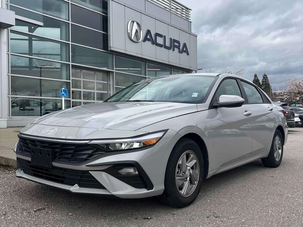 Hyundai Elantra * Essential * CARFAX * KEYLESS * ПОДГРЕВИ